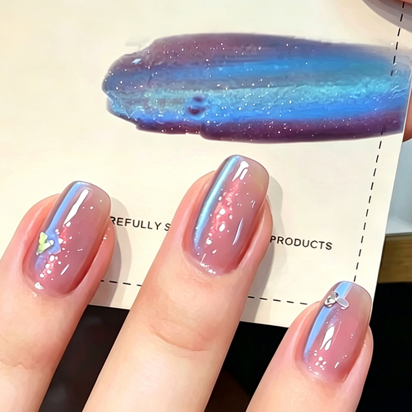 オーロラキャットアイジェルネイルポリッシュ、夢のようなピンク - Nail Art Cat Eye Pink のレビューと価格