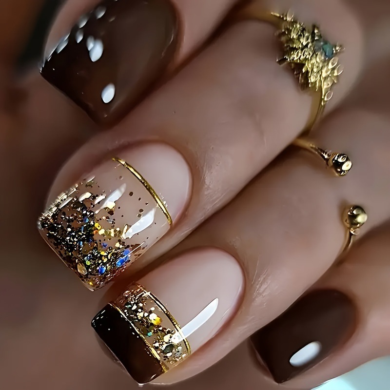 女性用ショートスクエアフェイクネイル、光沢のあるブラウンのチ - Nail Art Gliter のレビューと価格