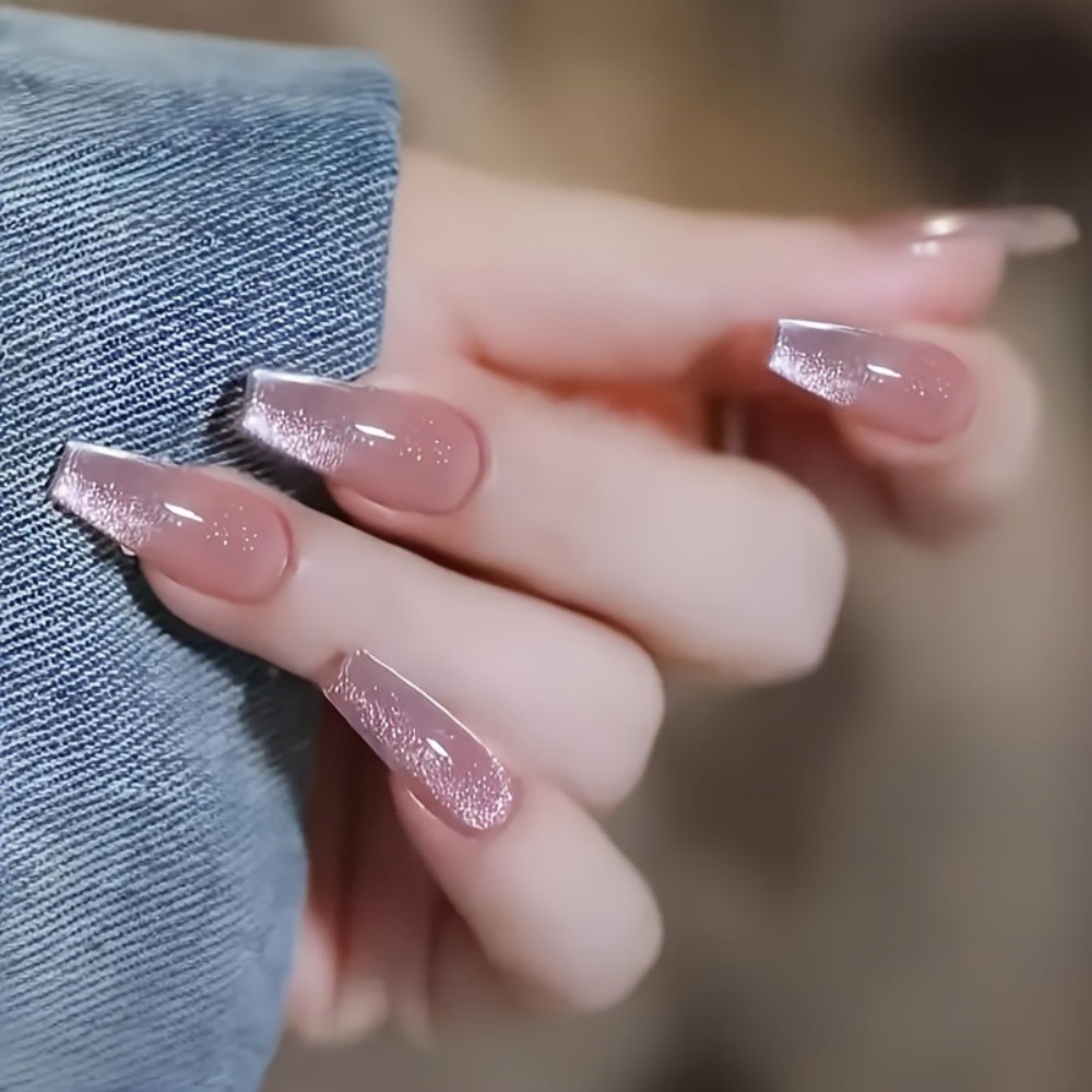 24枚入り キラキラピンクグリッター キャットアイデザイン  - Nail Art Gliter のレビューと価格