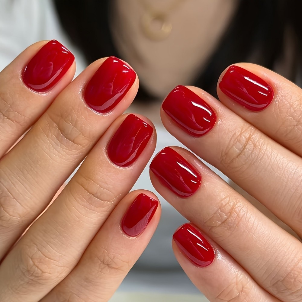 24枚入りミルキーホワイトプレスオンネイルショートスクエア半 - Nail Art Ombre のレビューと価格